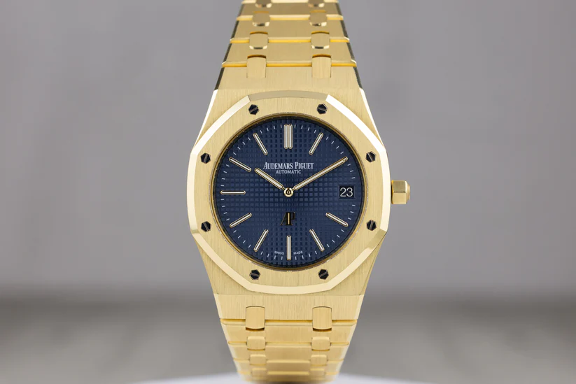 AP15202BARoyalOakJumbo_ExtraThin_YellowGoldBlueDial2021-1