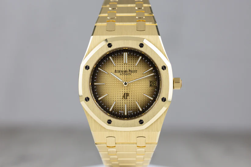 AP16202BARoyalOakJumbo_ExtraThin_YellowGoldSmokeDial2024-1