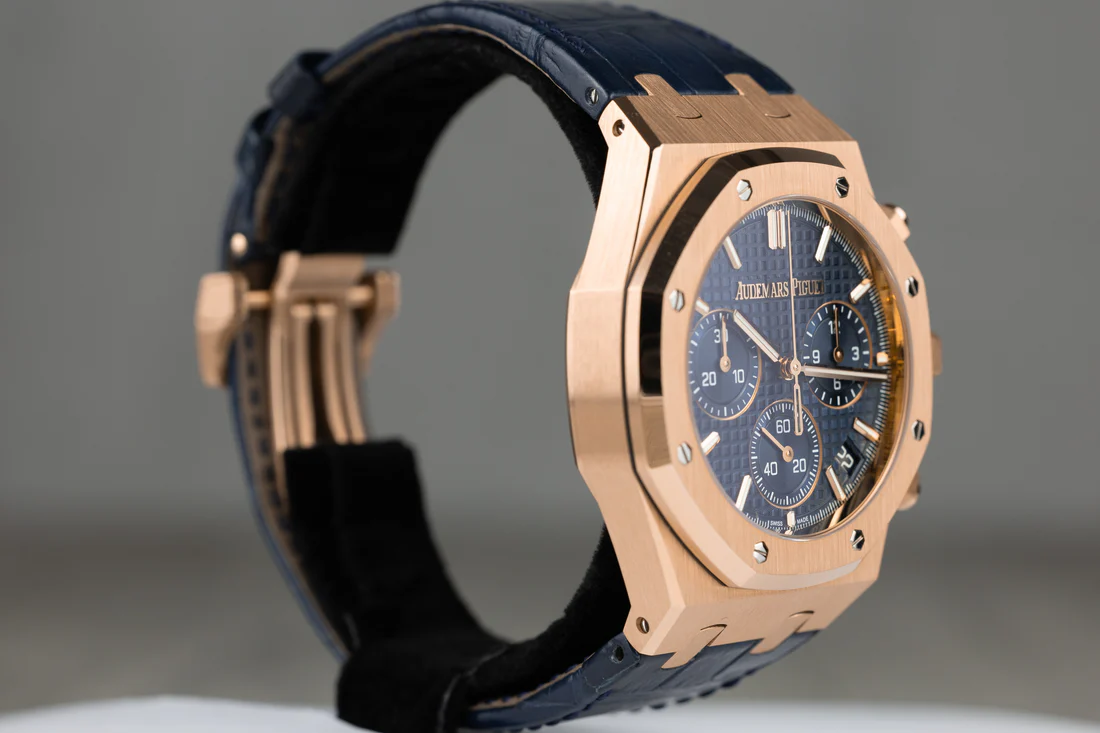 AP26240ORRoyalOakChronographBlueDialBlueStrap50th2022-4