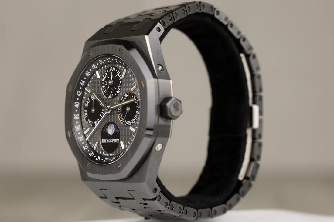 AP26579CERoyalOakPerpetualCalendarMoonphaseBlackCeramicBlackDial2017-3