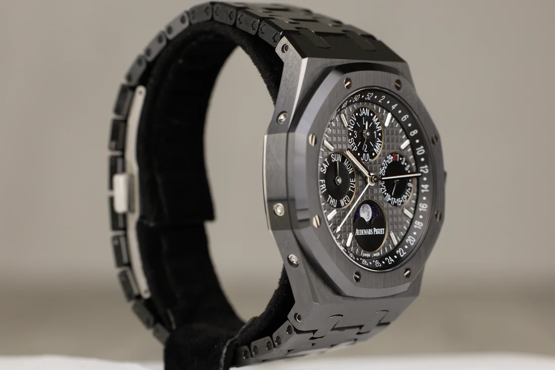 AP26579CERoyalOakPerpetualCalendarMoonphaseBlackCeramicBlackDial2017-4