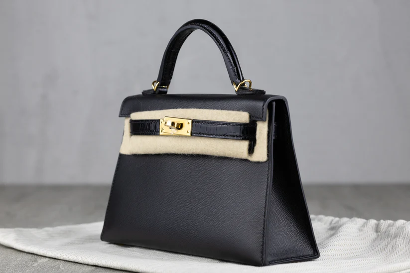 HermesK20MiniKellyII20SellierTouchBaginBlackEpsomandShinyAlligatorLeatherwithGoldHardware-3