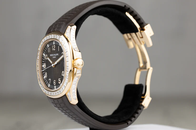 PatekPhilippe5167_300RAquanautDiamond40mmBrownDial2018-3