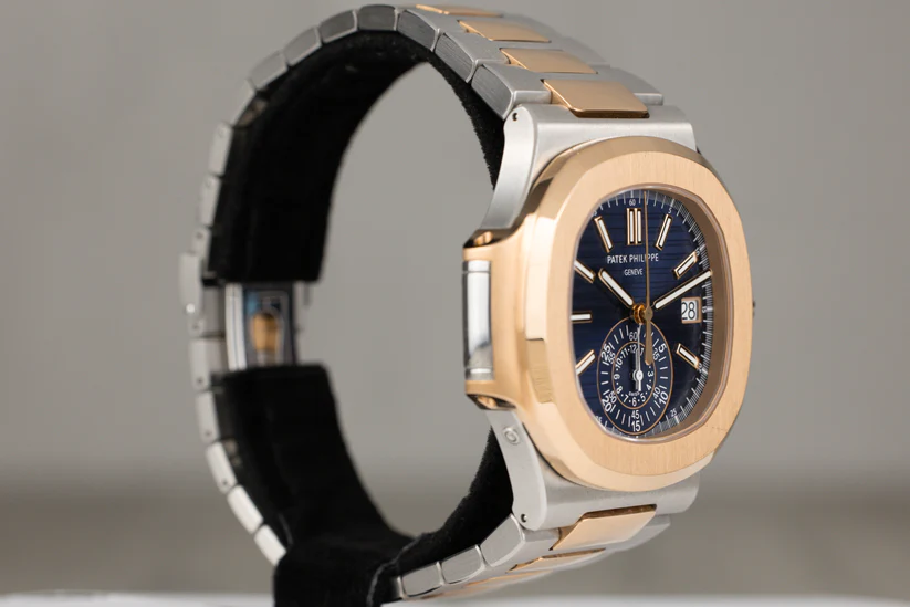 PatekPhilippe5980_1ARNautilusChronographDate40.5mmBlueDialOldClasp2020-4