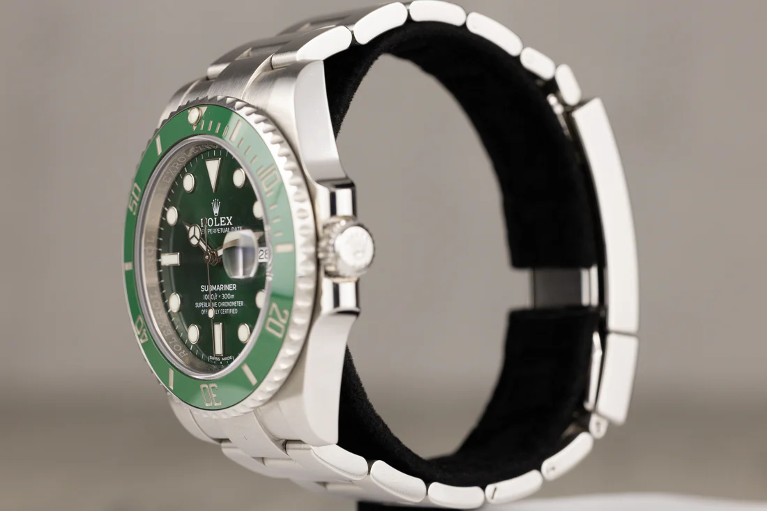 Rolex116610LVSubmariner_Hulk_StainlessSteelGreenDial2020-2