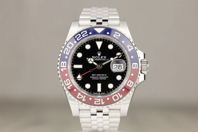 Rolex126710BLROGMT-MasterII_Pepsi_StainlessSteelJubileeBraceletBlackDial2019-1