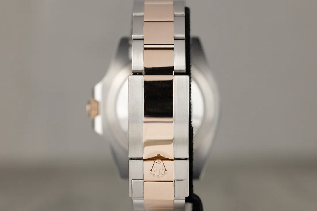 Rolex126715CHNRGMT-MasterII_Rootbeer_StainlessSteel_RoseGoldBlackDial2019-2