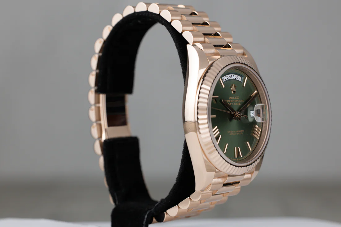 Rolex228235Day-Date40RoseGoldOliveRNDial2024-4
